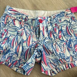 Lilly Pulitzer Callahan Shorts red right return